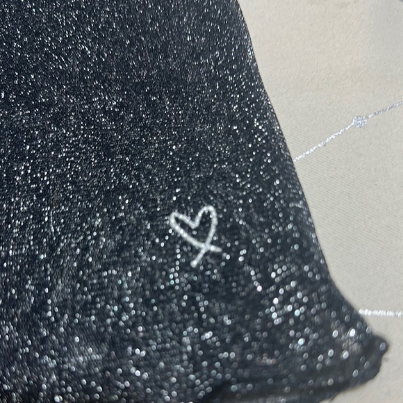 Victoria's Secret Shimmering Gray Top - Picture 4 of 5